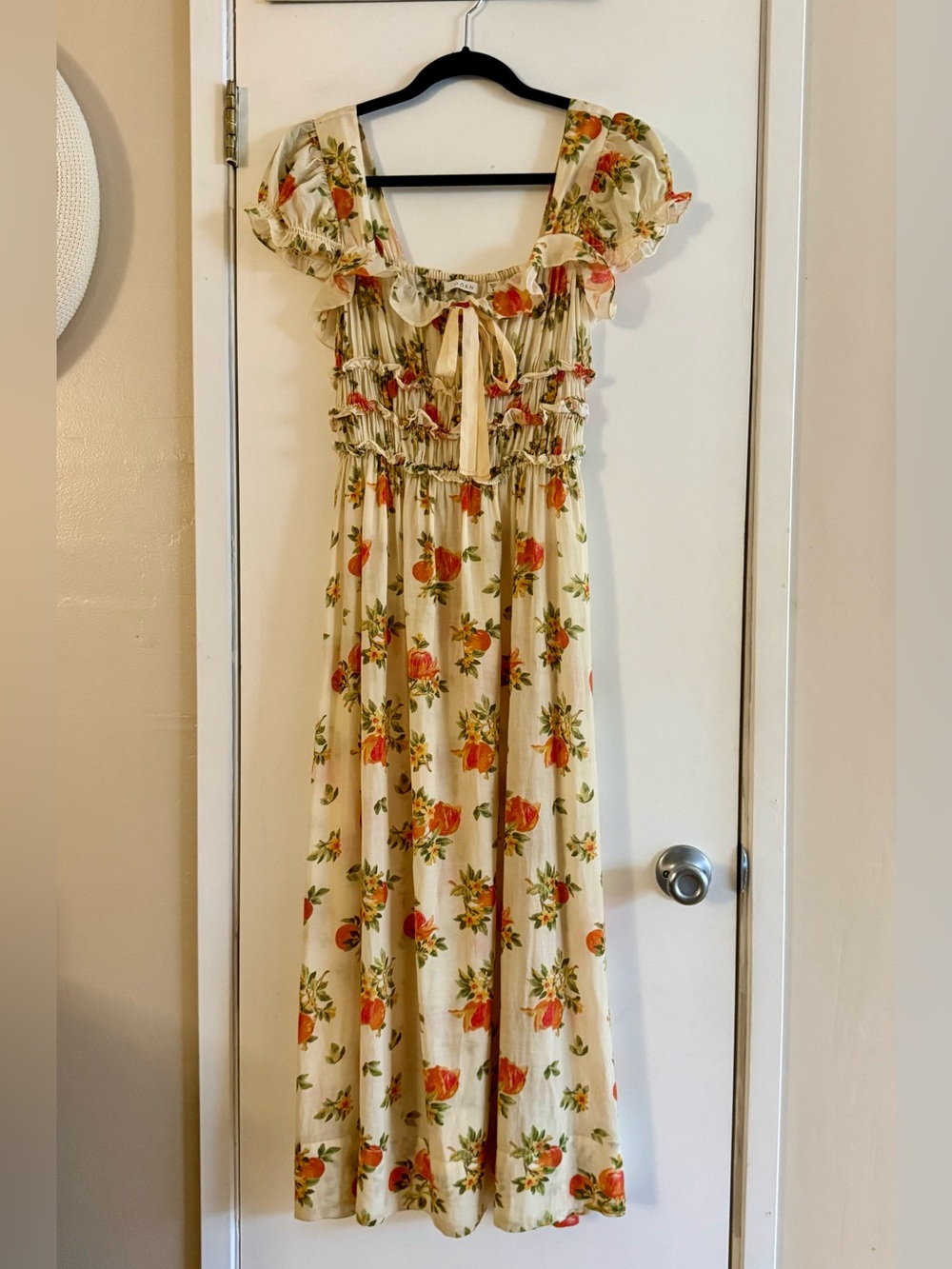 Doen Clarinet Dress in Orangerie Floral - Picture 2 of 9